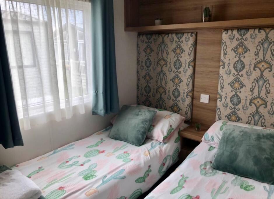 Seaview Park Premium Static Caravan Whitstable Villa Bagian luar foto